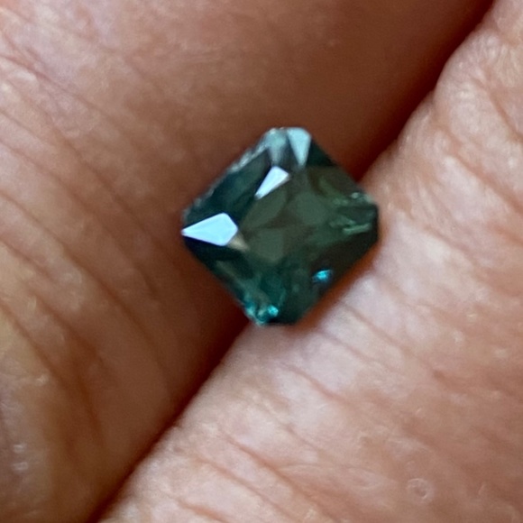 REAL Teal / Green NATURAL Sapphire - 1.09 Carats - NO HEAT - Kenya - Picture 9 of 10